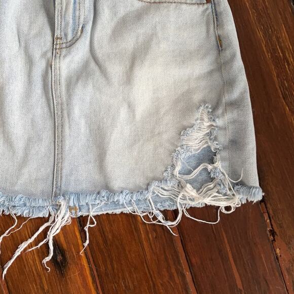 PACSUN distressed light wash cutoff frayed hem denim jeanmini skirt sz 24 - Picture 3 of 6